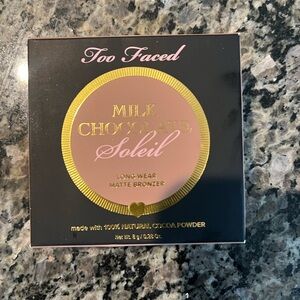 Too Faced Milk Chocolate Soleil Long-Wear Matte Bronzer